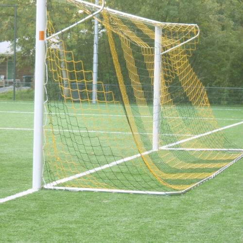Knooploze doelnetten voor uw P-model voetbaldoelen. Afgebeeld: geel-zwart. 7.5 x 2.5 0.9 x 2.0 meter.
